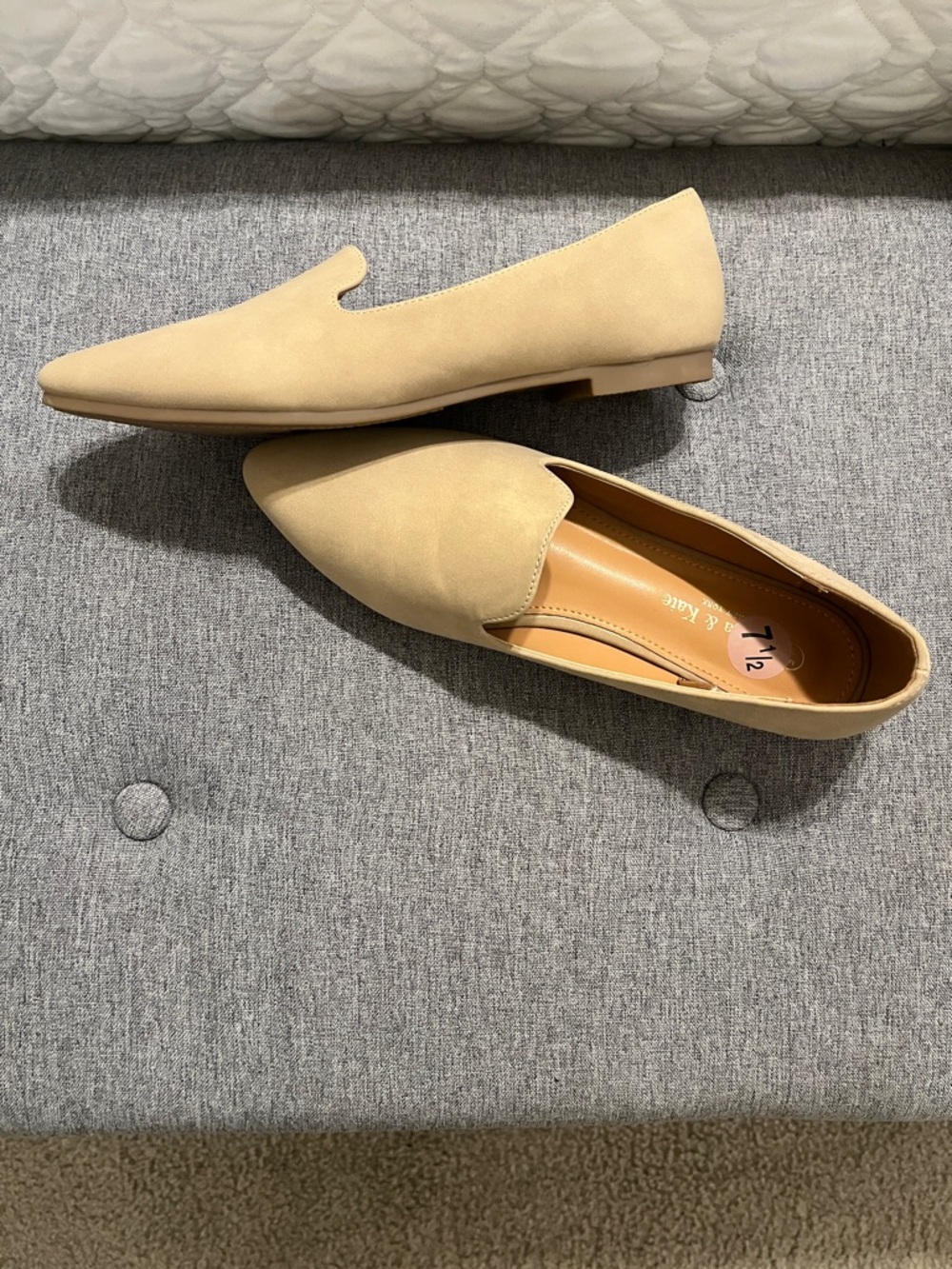 Olivia & Kate Tan Pointed Slip-On Flats - Picture 2 of 3